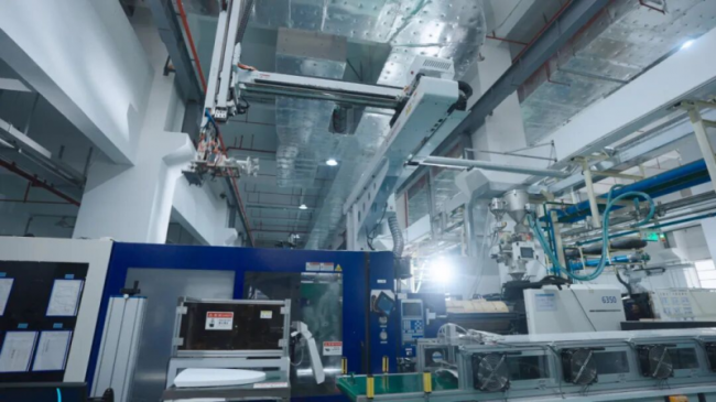 202512091721121023018563